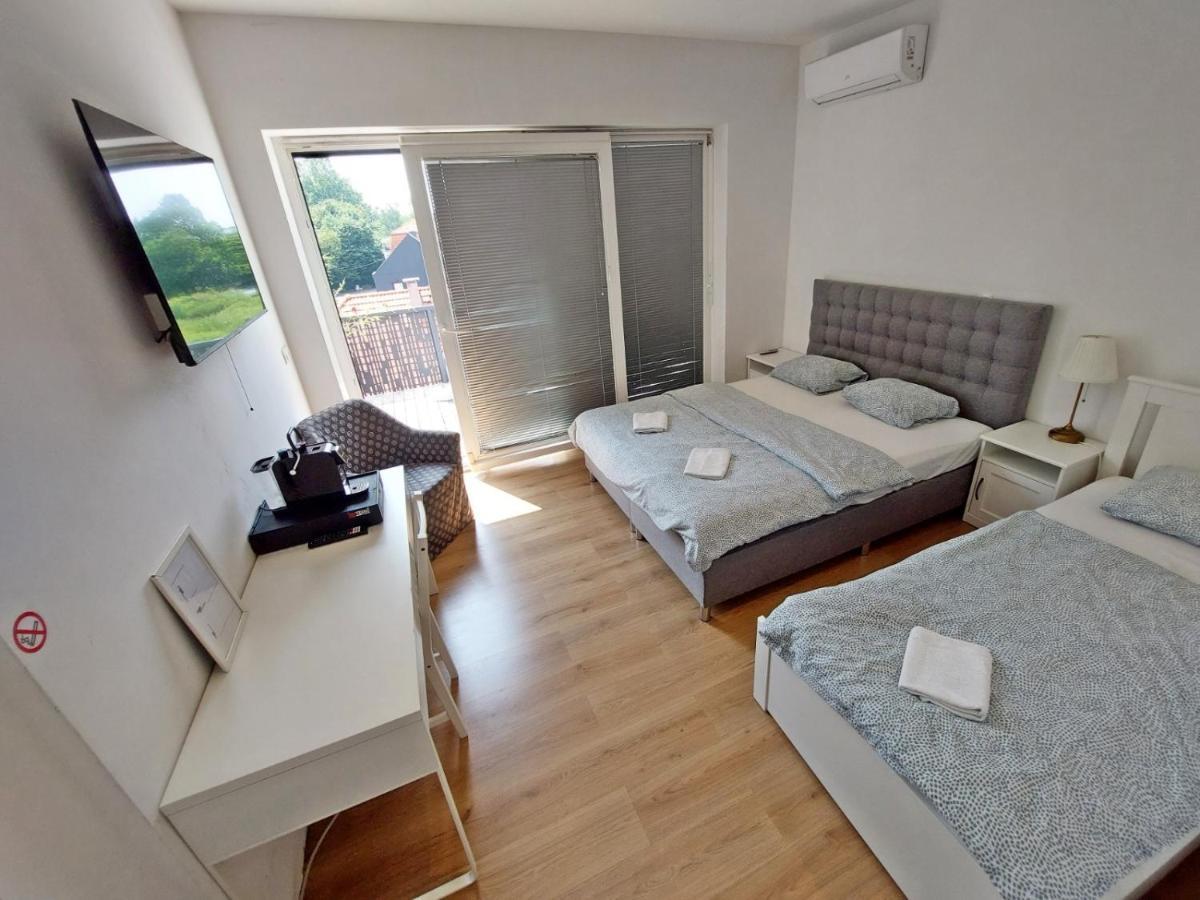 Rose Valley, Modern Studios & Apartments Ljubljana Buitenkant foto